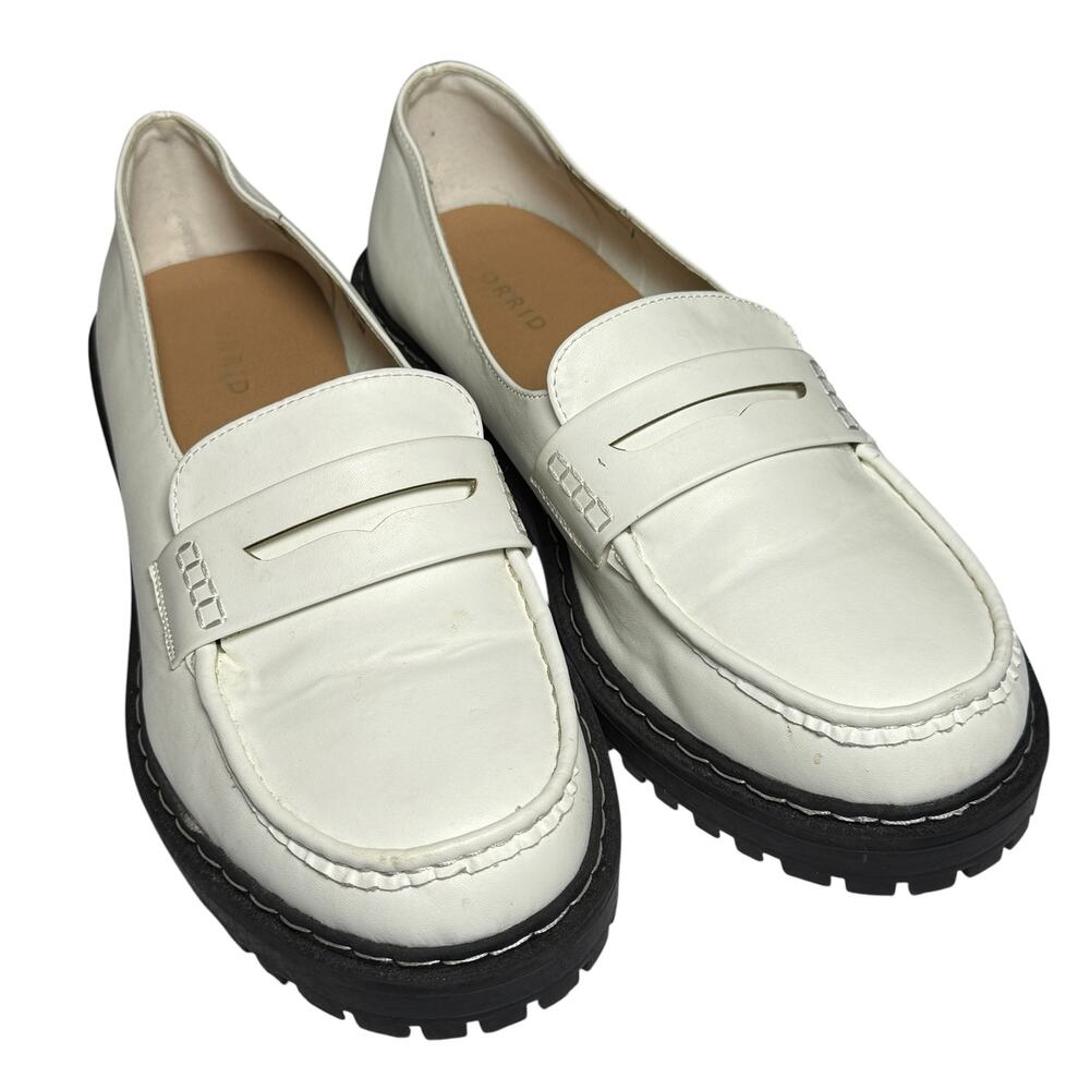 Torrid Womens 12WW White Chunky Lug Sole Loafers Slip-On Black 1.5" Sole